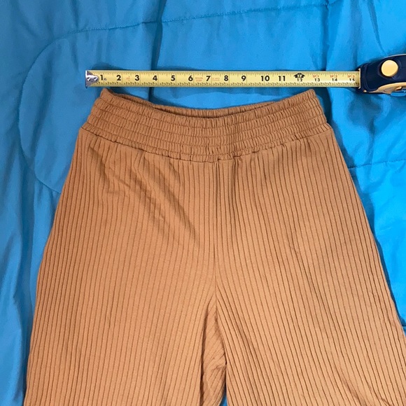 American Eagle high waisted smock knit pant - Picture 3 of 3